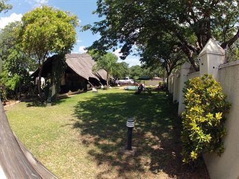 Adventure Lodge Victoria Falls Esterno foto
